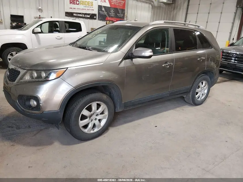 2011 KIA SORENTO LX