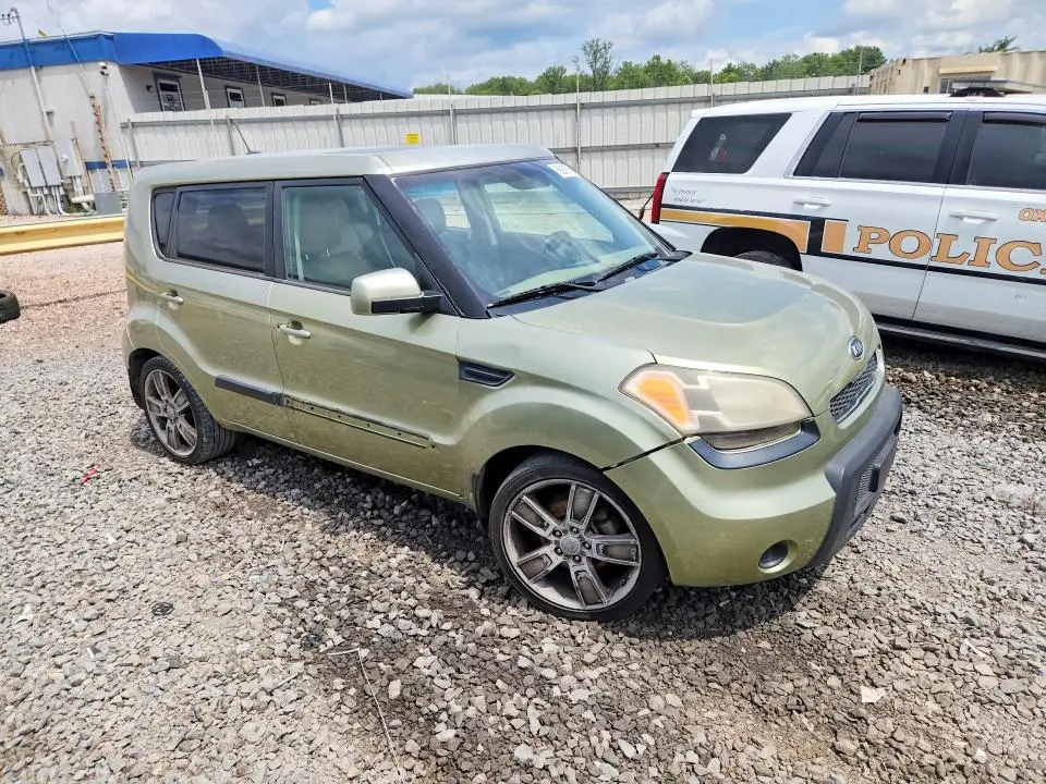 2011 KIA SOUL !  