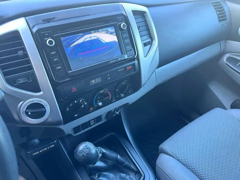 2014 TOYOTA TACOMA V6  