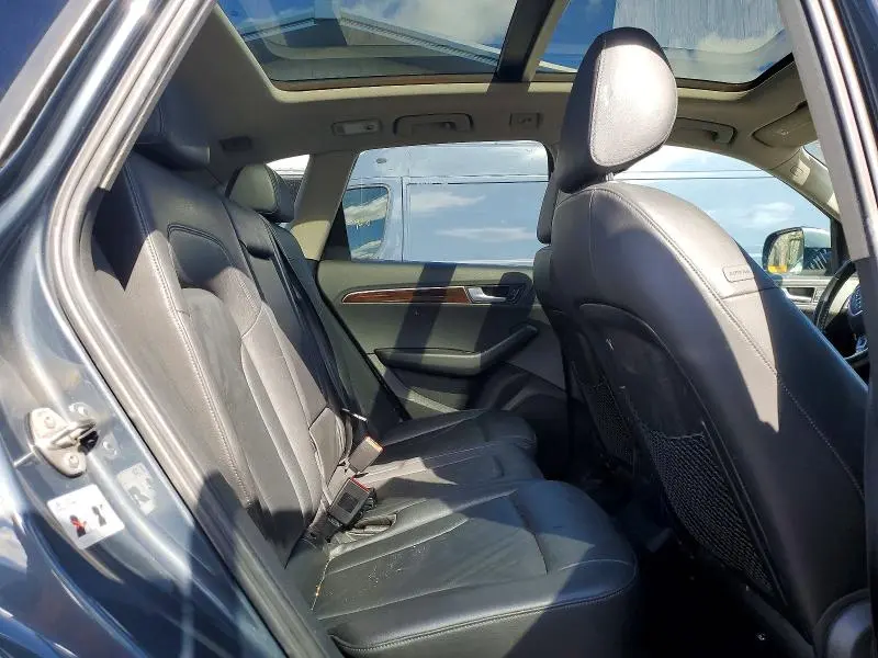 2011 AUDI Q5 PREMIUM PLUS  