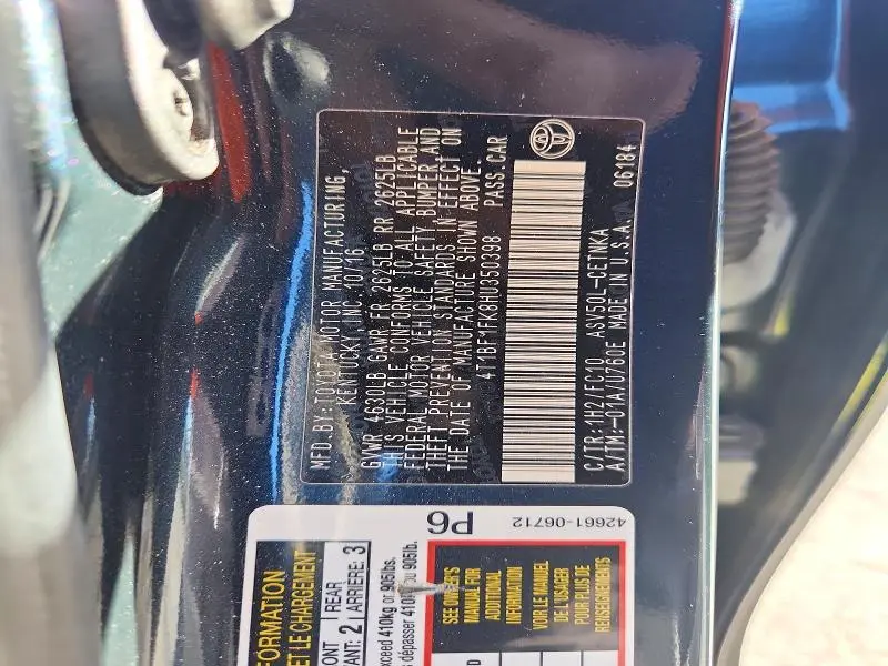 2017 TOYOTA CAMRY LE  