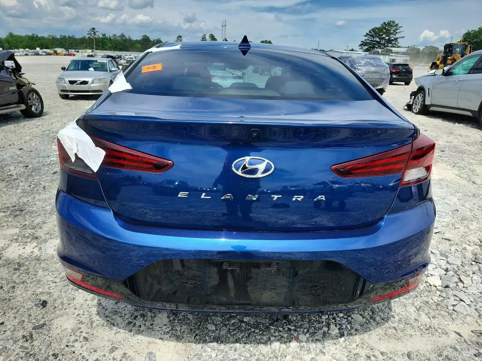 2019 HYUNDAI ELANTRA SEL  