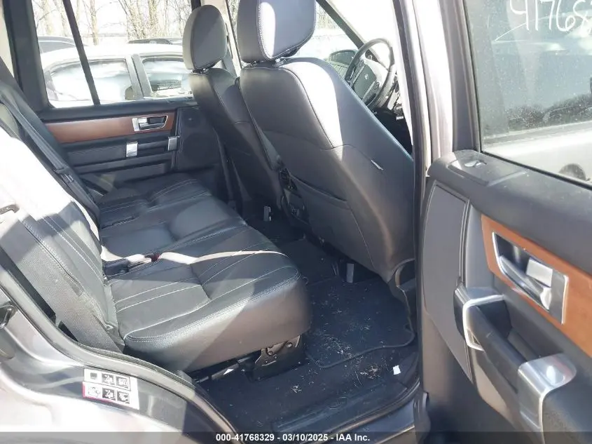 2016 LAND ROVER LR4  