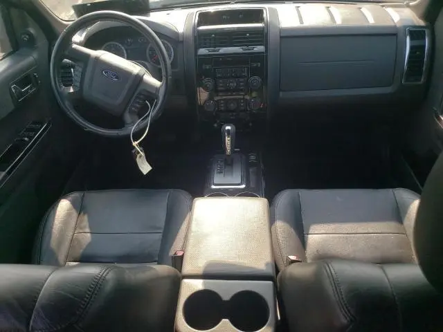 2010 FORD ESCAPE LIMITED  
