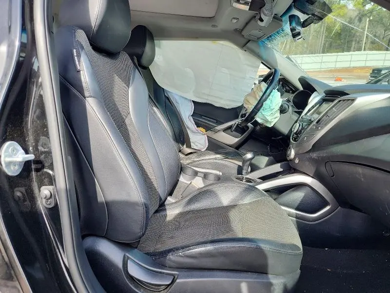 2013 HYUNDAI VELOSTER BASE  