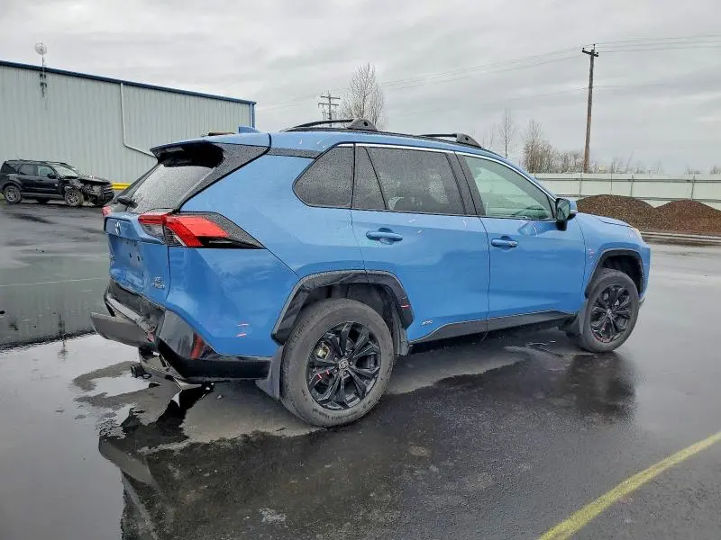 2024 TOYOTA RAV4 SE  