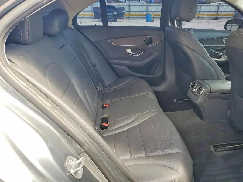 2019 MERCEDES-BENZ C 300  