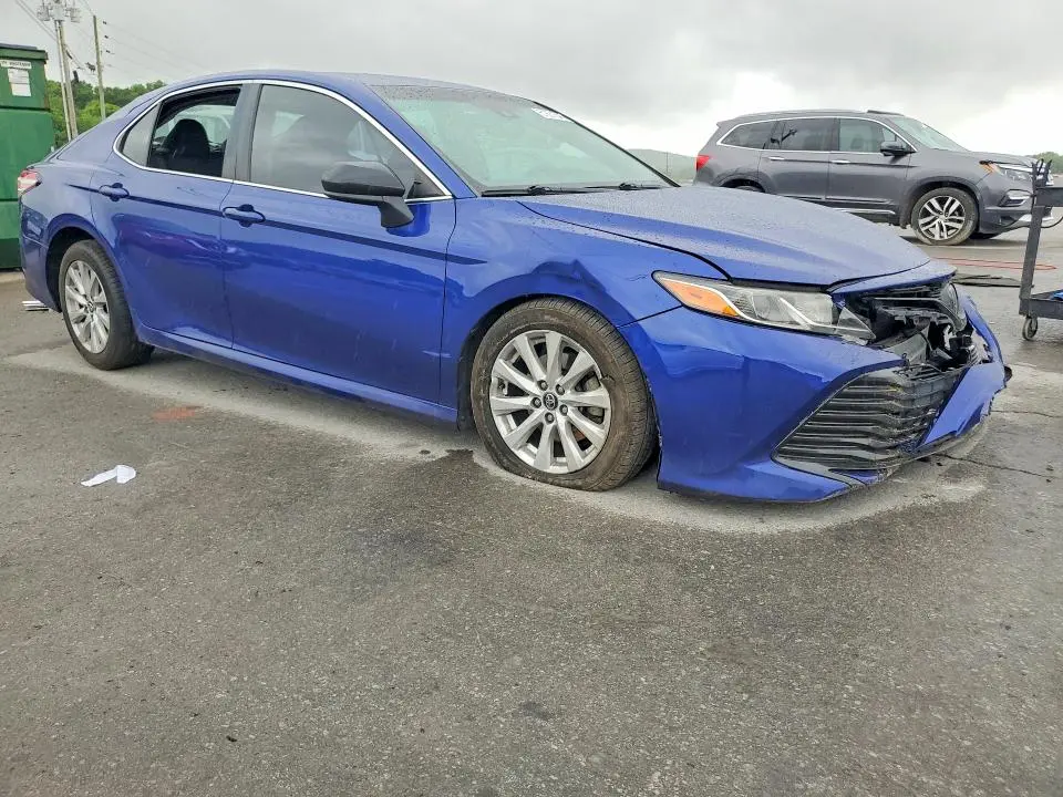 2018 TOYOTA CAMRY LE  