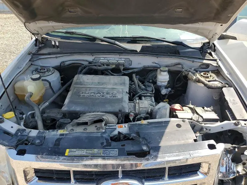 2011 FORD ESCAPE LIMITED  