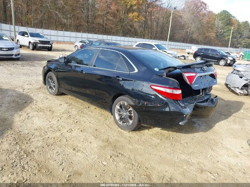 2017 TOYOTA CAMRY SE