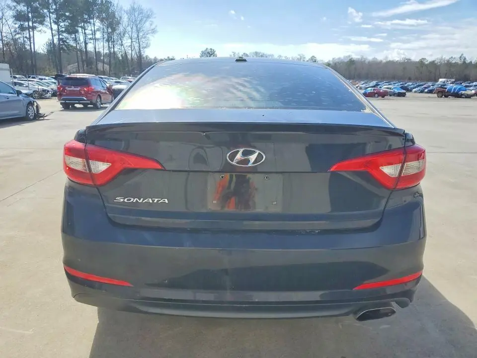 2017 HYUNDAI SONATA SE  