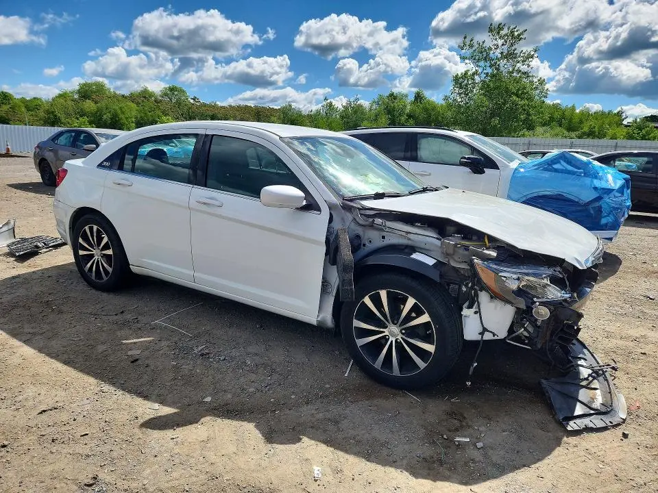 2013 CHRYSLER 200 TOURING  