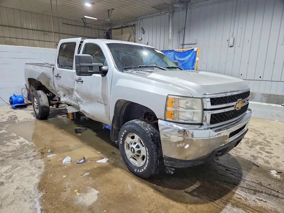 2011 CHEVROLET SILVERADO K2500 HEAVY DUTY LT  