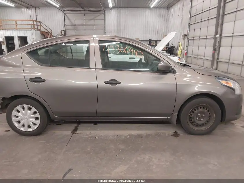 2016 NISSAN VERSA 1.6 S+