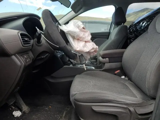 2019 HYUNDAI SANTA FE SE  