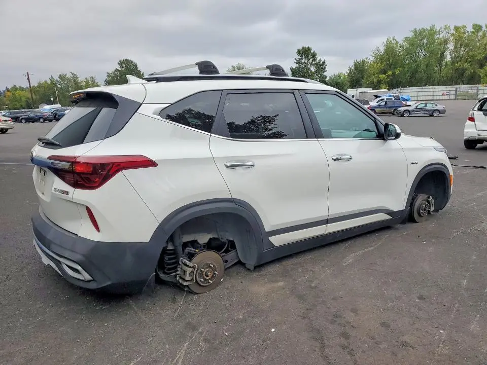 2021 KIA SELTOS SX  