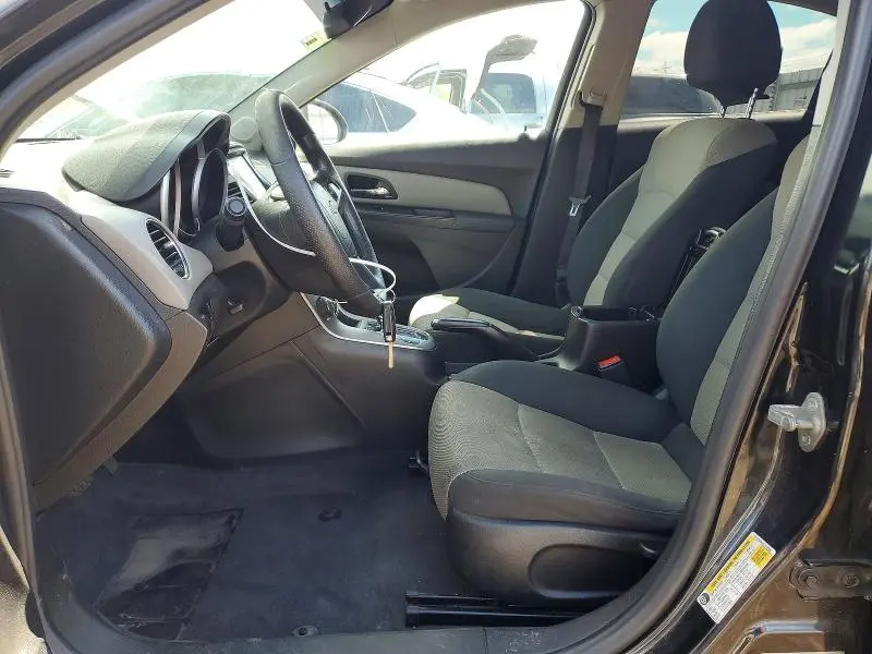 2012 CHEVROLET CRUZE LS  
