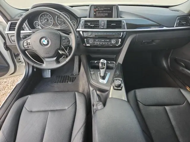 2016 BMW 320 I  