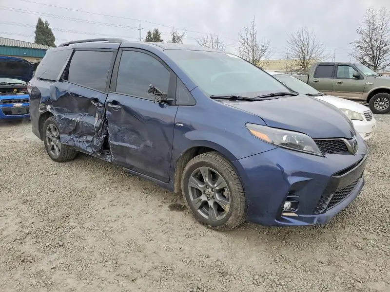 2020 TOYOTA SIENNA LIMITED 7-PASSENGER  