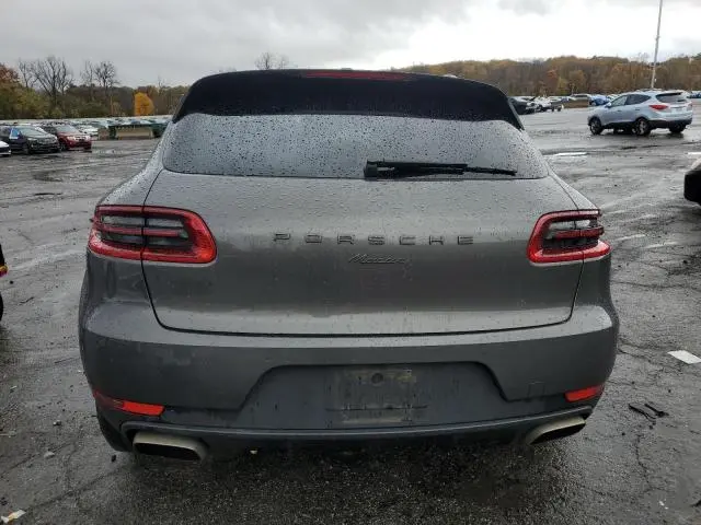2017 PORSCHE MACAN   