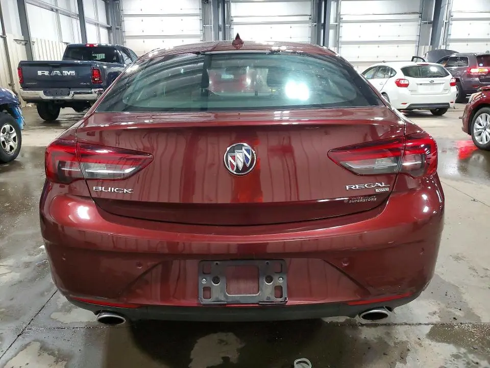 2018 BUICK REGAL ESSENCE  