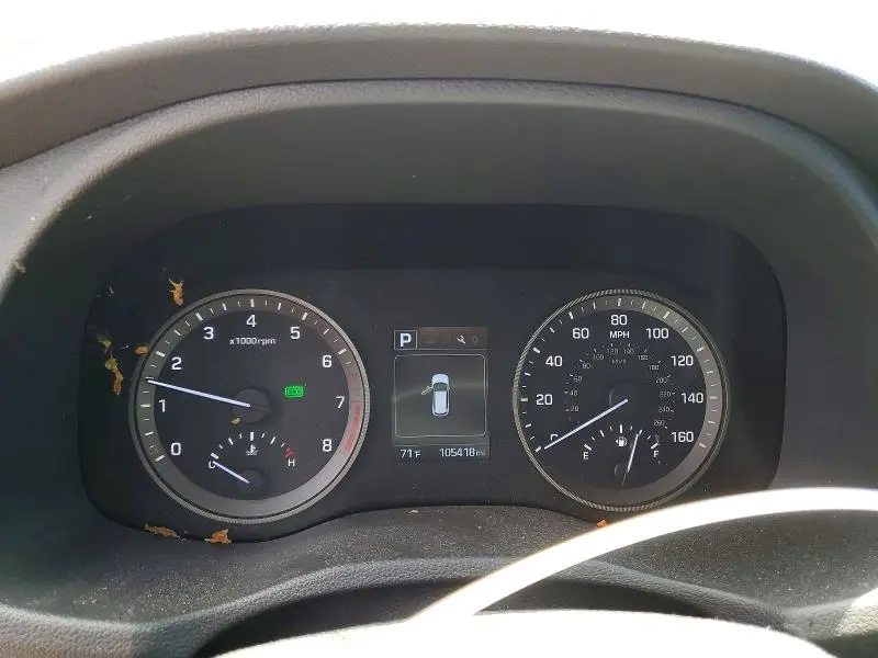 2016 HYUNDAI TUCSON SE  