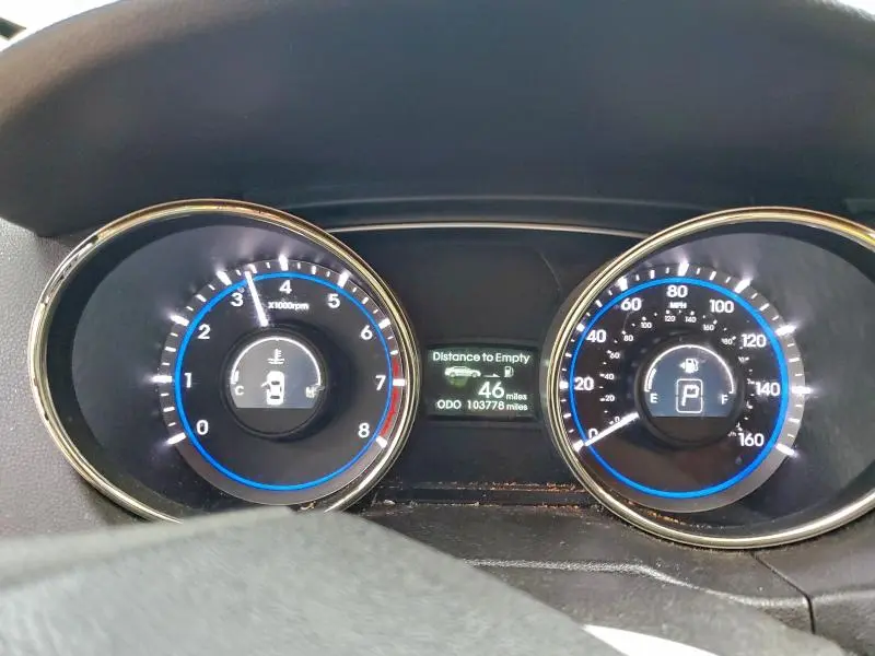 2013 HYUNDAI SONATA GLS  