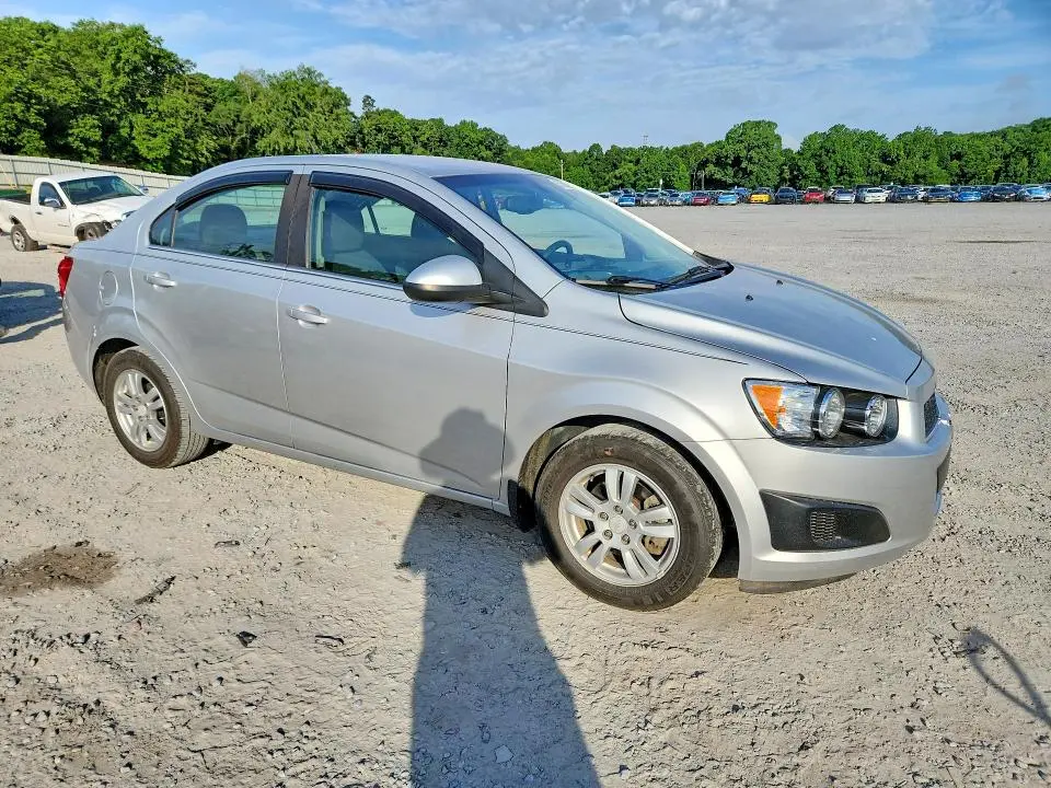 2014 CHEVROLET SONIC LT  