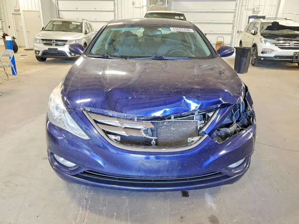 2013 HYUNDAI SONATA SE  
