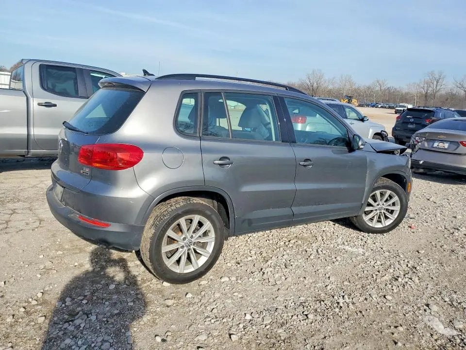 2017 VOLKSWAGEN TIGUAN S  
