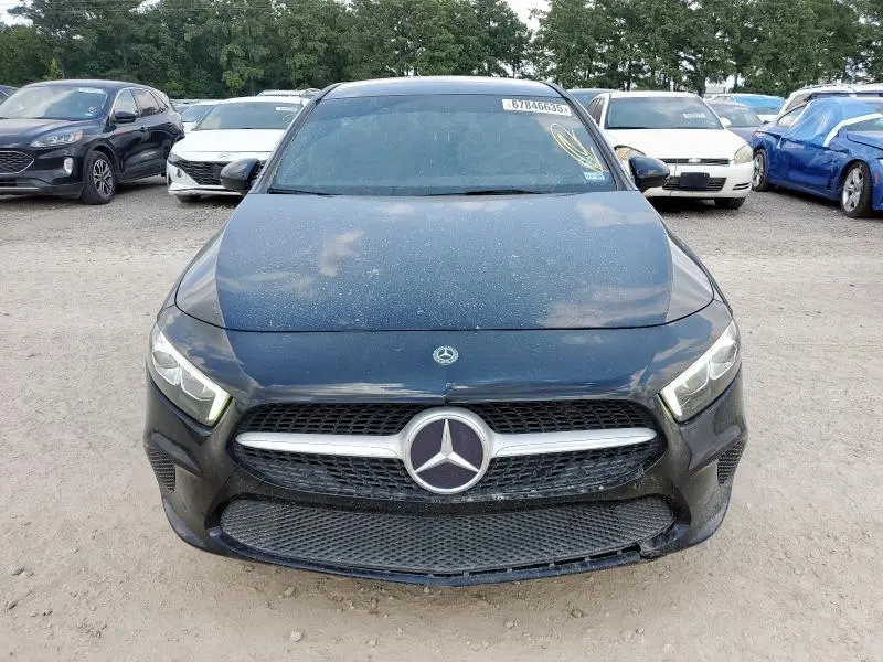 2019 MERCEDES-BENZ A 220  