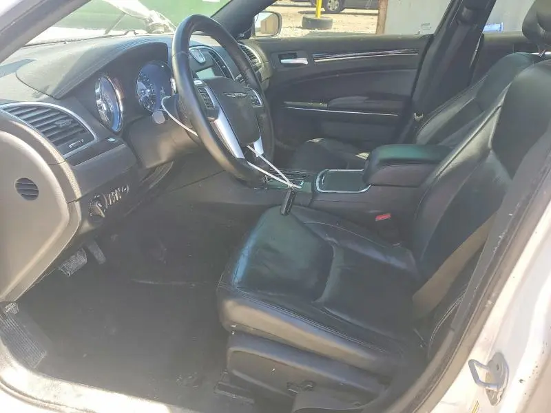 2011 CHRYSLER 300 LIMITED  