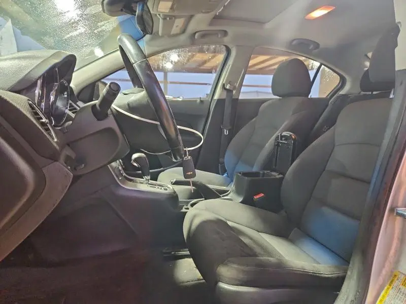 2012 CHEVROLET CRUZE LT  