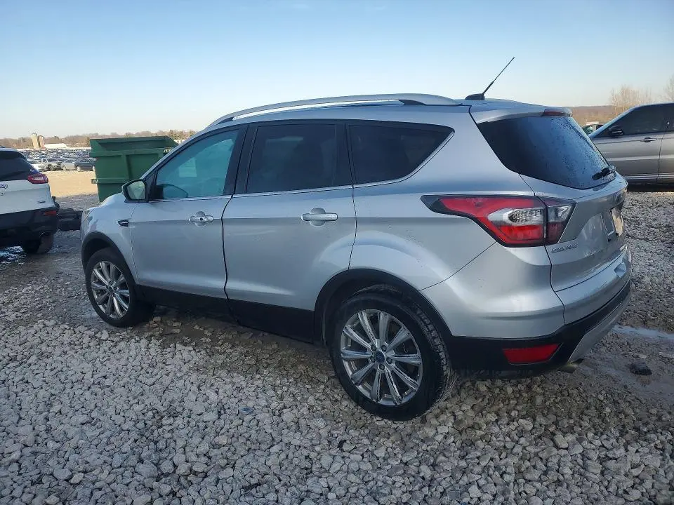 2017 FORD ESCAPE TITANIUM  