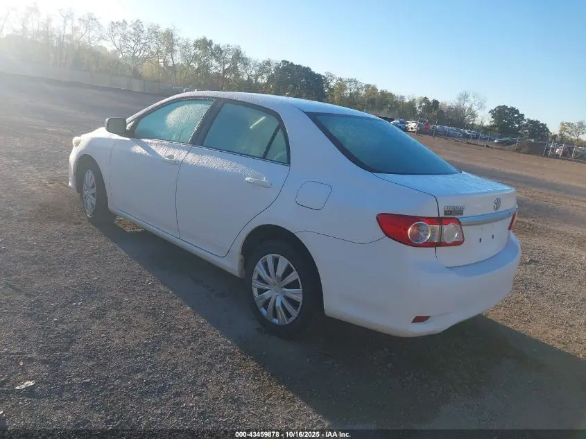2013 TOYOTA COROLLA LE