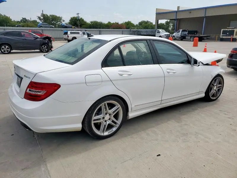 2013 MERCEDES-BENZ C 300 4MATIC  