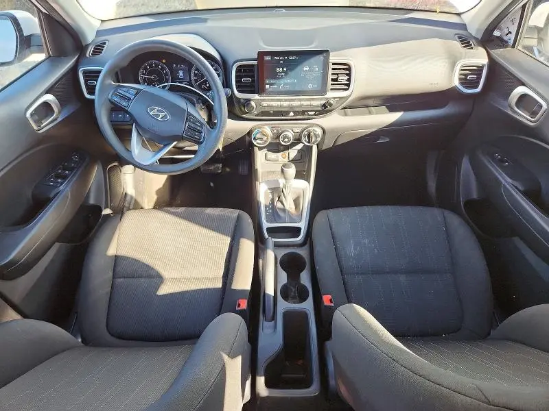 2022 HYUNDAI VENUE SE  