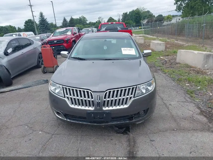 2010 LINCOLN MKZ  