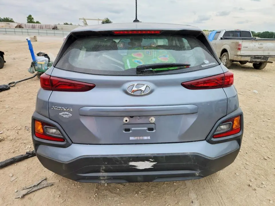 2021 HYUNDAI KONA SE  