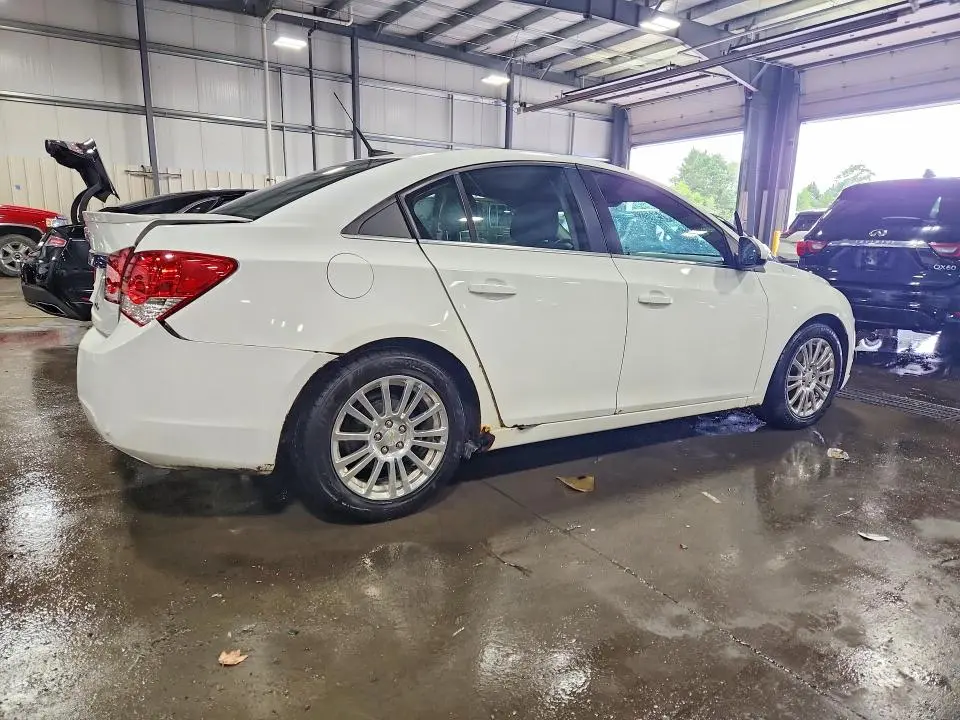 2011 CHEVROLET CRUZE ECO  