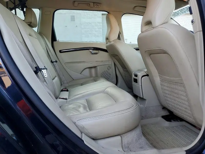 2016 VOLVO XC70 T5 PREMIER  
