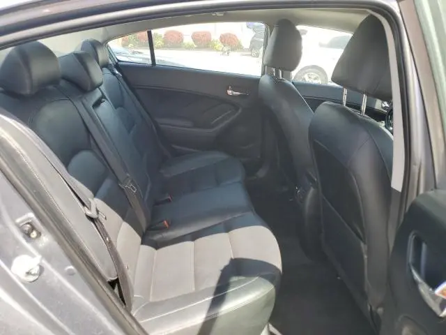 2017 KIA FORTE EX  