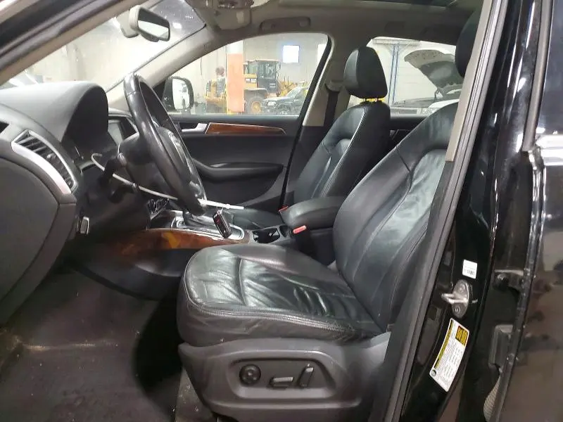 2010 AUDI Q5 PREMIUM PLUS  