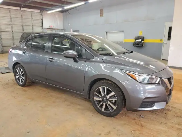 2021 NISSAN VERSA SV  