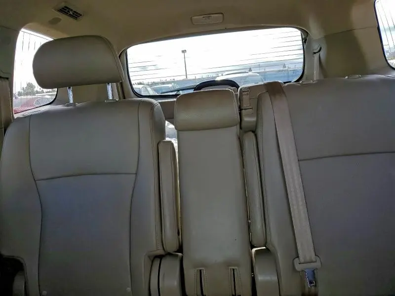 2013 TOYOTA HIGHLANDER LIMITED  