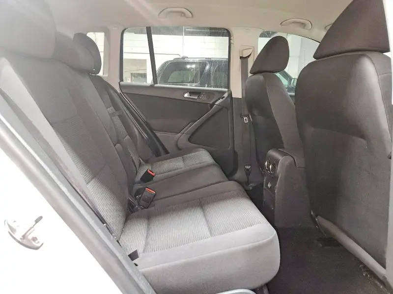 2014 VOLKSWAGEN TIGUAN S  