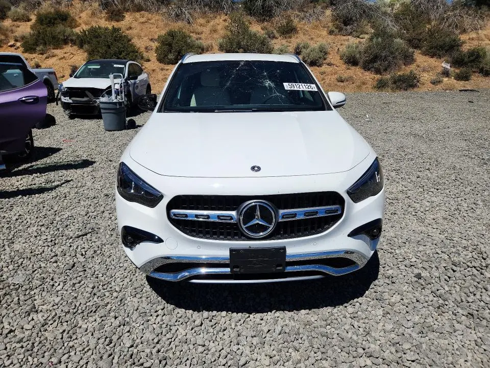 2025 MERCEDES-BENZ GLA 250 4MATIC  