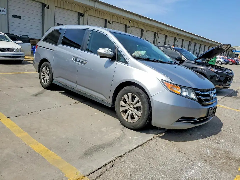 2016 HONDA ODYSSEY SE  