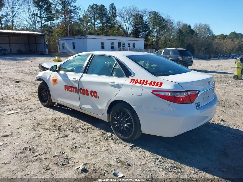 2017 TOYOTA CAMRY LE