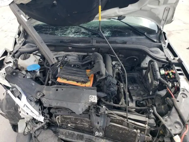 2017 VOLKSWAGEN JETTA SE  